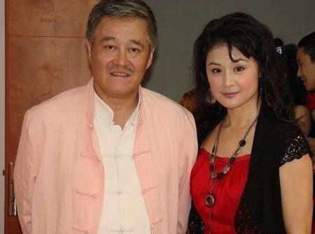 邊境小鎮(zhèn)的茶館對(duì)話:探尋“于月仙家是哪一位”的精神版圖