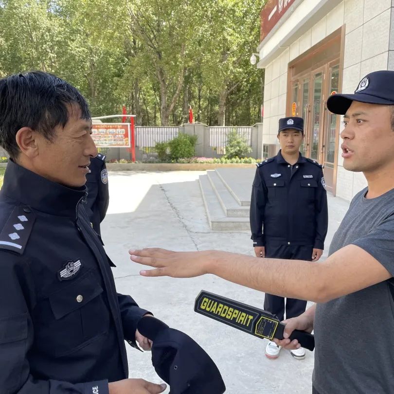 深度解析中國人民武裝警察部隊特種警察學院女生:挑戰(zhàn)與榮耀的全攻略