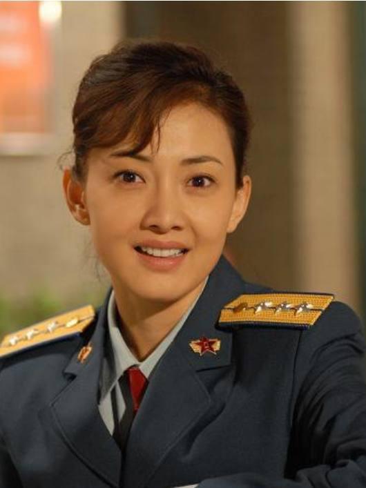 時(shí)空對(duì)話:探尋演員牛莉現(xiàn)任丈夫的隱秘畫像