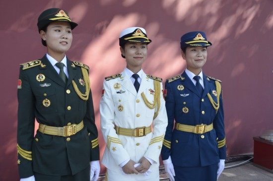 時光回廊的對話:探尋中國人民解放軍儀仗隊女兵名單背后的故事
