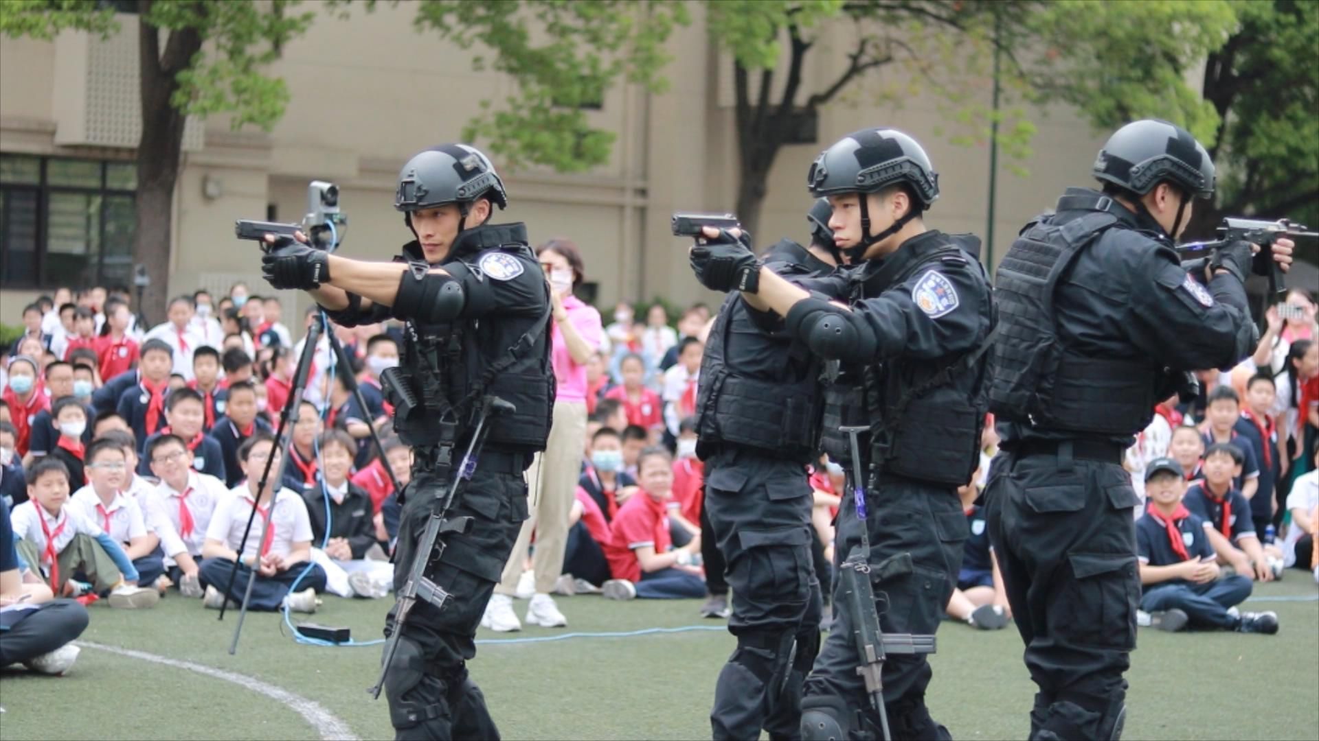 中國人民武裝警察部隊特種警察學(xué)院招聘全攻略:深度解析與報考指南