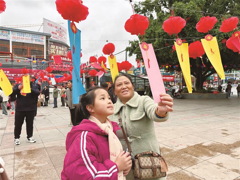 新澳門和香港天天免費謎語:深度解析與智趣闖關全攻略