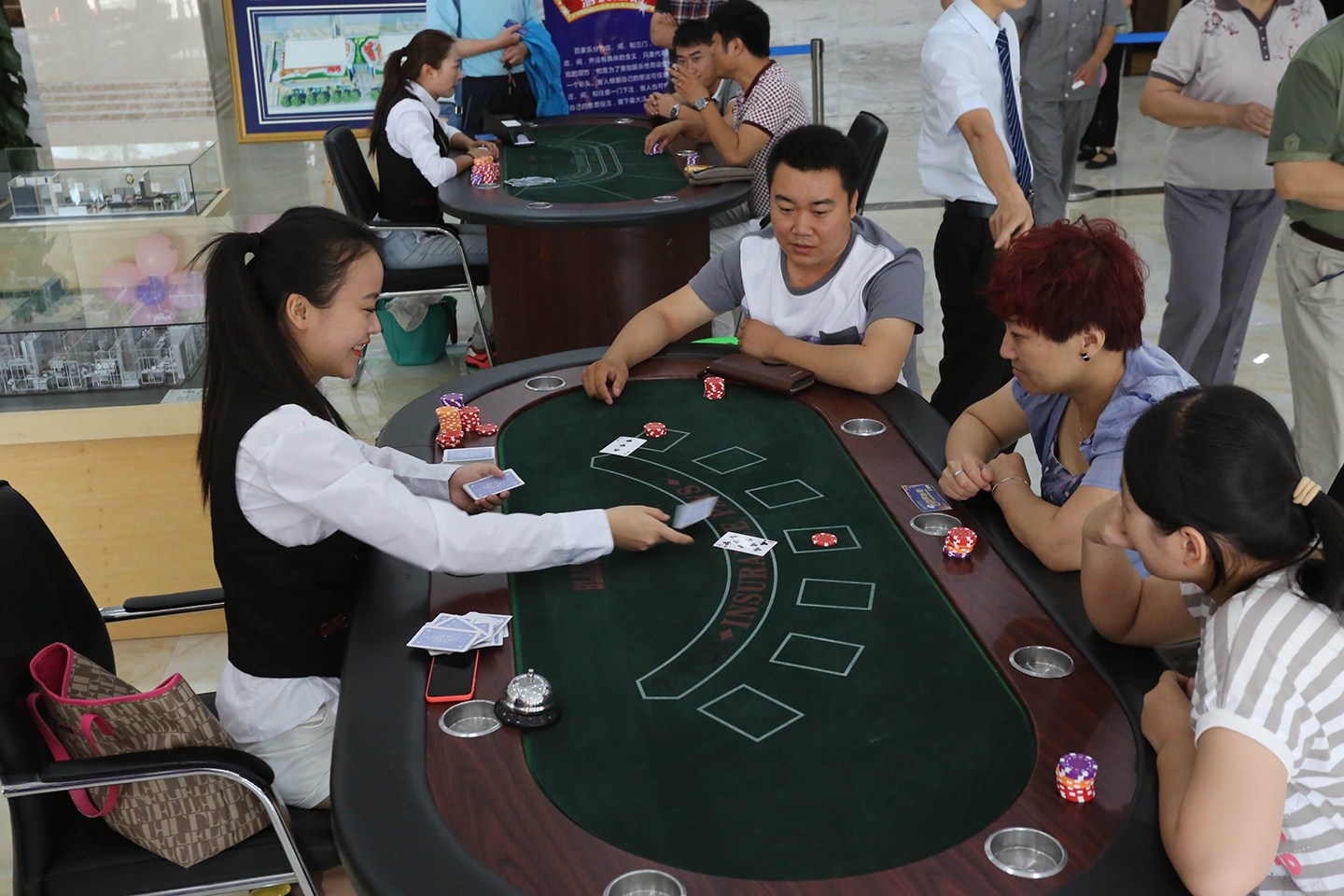 2025新奧天天開好彩大全:場景聚合與多維影響的特寫剖析
