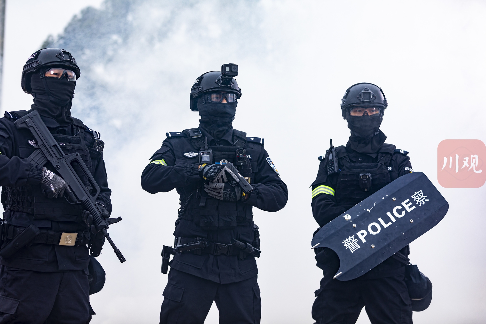 夢境尋蹤:中國人民武裝警察部隊特種警察學院招生電話的迷霧與使命呼喚
