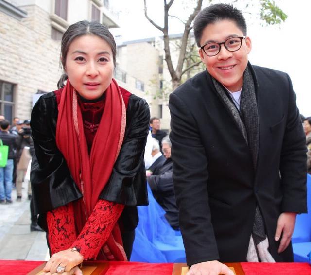 深度解析:郭晶晶的婆婆朱玲玲個人資料全攻略與傳奇人生