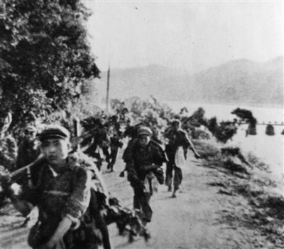中國人民志愿軍跨過鴨綠江哪一年:歷史回眸與多維場景勾勒